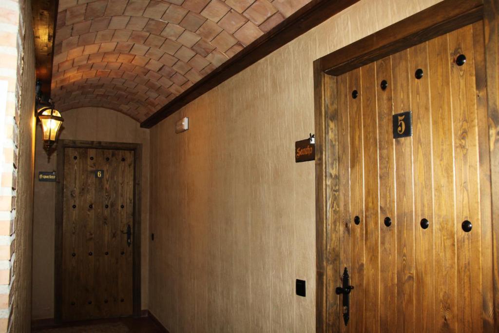 Posada De Los Consules กอนซูเอกรา ห้อง รูปภาพ